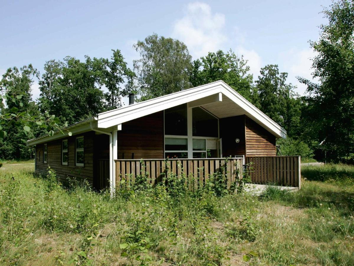 Four-Bedroom Holiday Home In Hasle 2 Exteriér fotografie